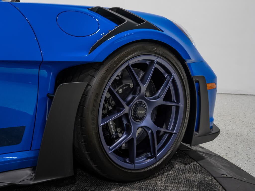 2024 Porsche 911 GT3 RS Coupe RWD photo 17