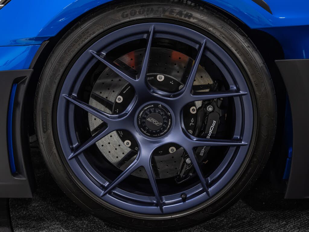 2024 Porsche 911 GT3 RS Coupe RWD photo 18