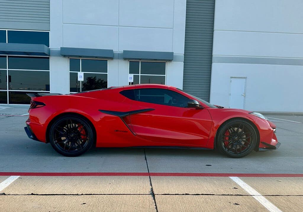 2024 Chevrolet Corvette Z06 2LZ Coupe RWD photo 7