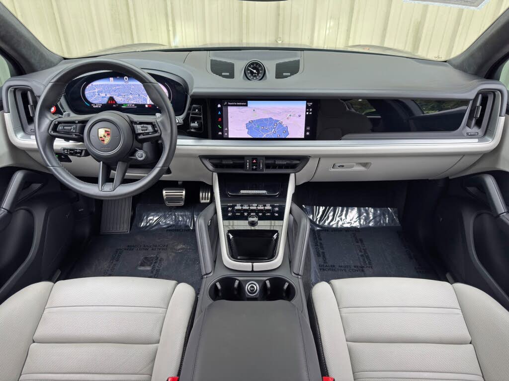 2024 Porsche Cayenne Turbo GT AWD photo 12 of 24