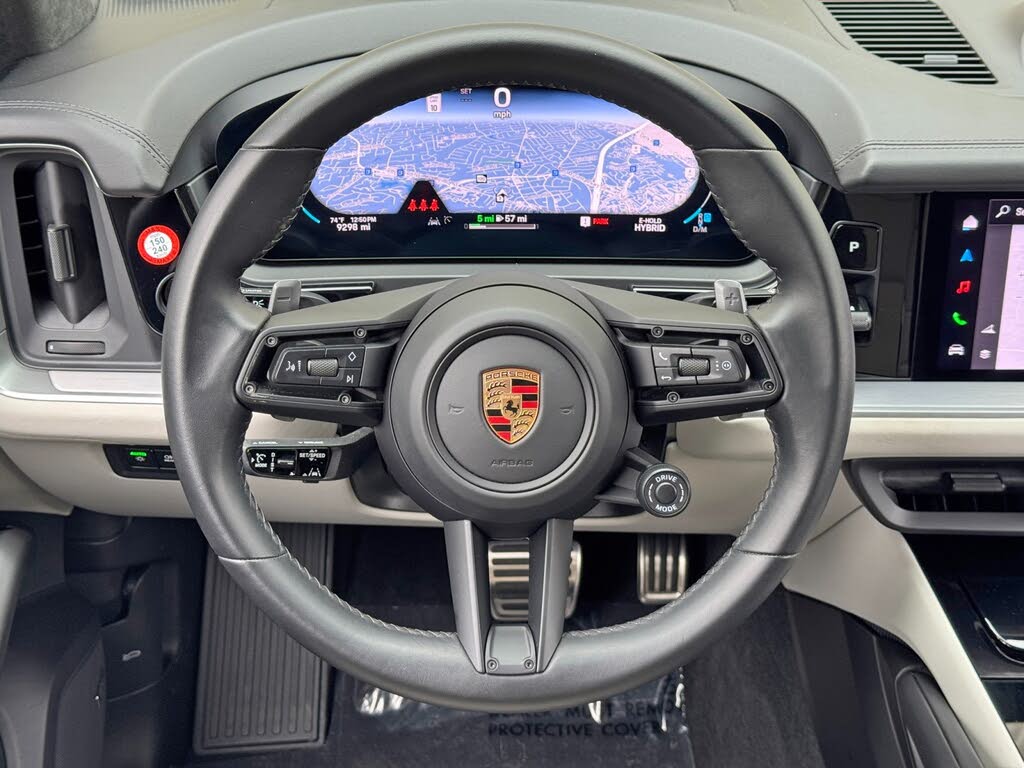 2024 Porsche Cayenne Turbo GT AWD photo 19 of 24