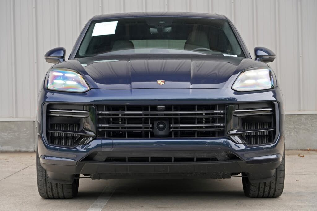 2024 Porsche Cayenne Turbo GT AWD photo 7 of 24