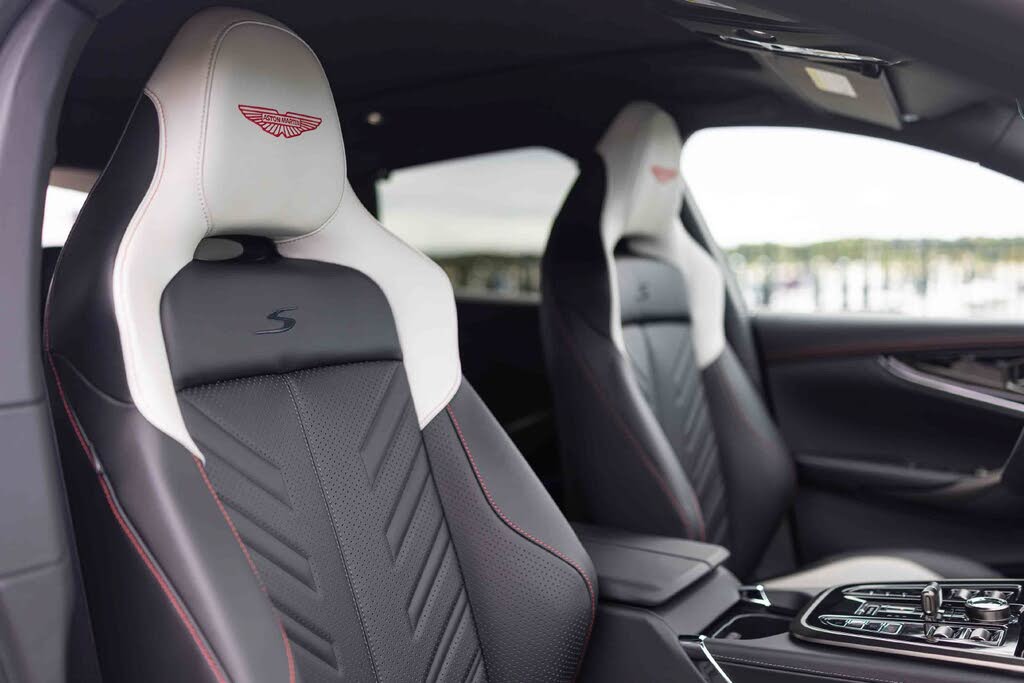 2026 Aston Martin DBX S AWD photo 19 of 24