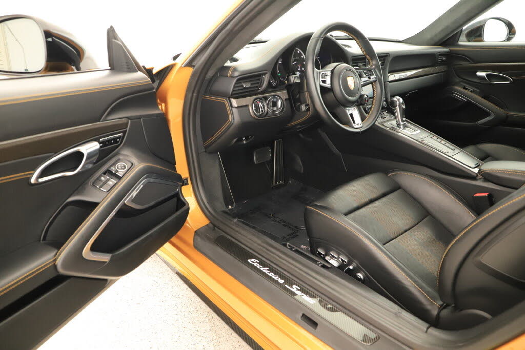 2018 Porsche 911 Turbo S Coupe AWD photo 14 of 24
