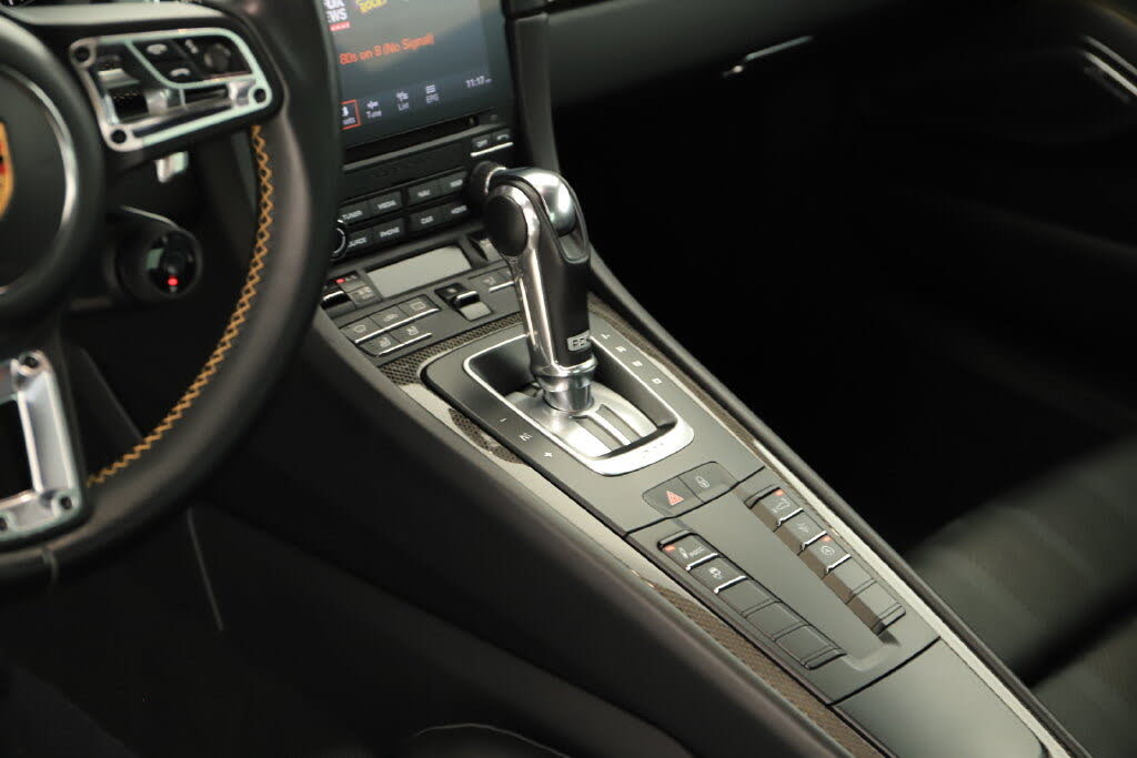 2018 Porsche 911 Turbo S Coupe AWD photo 18 of 24