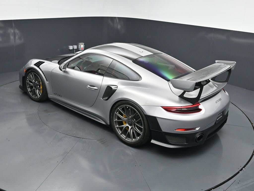 2018 Porsche 911 GT2 RS Coupe RWD photo 15 of 24