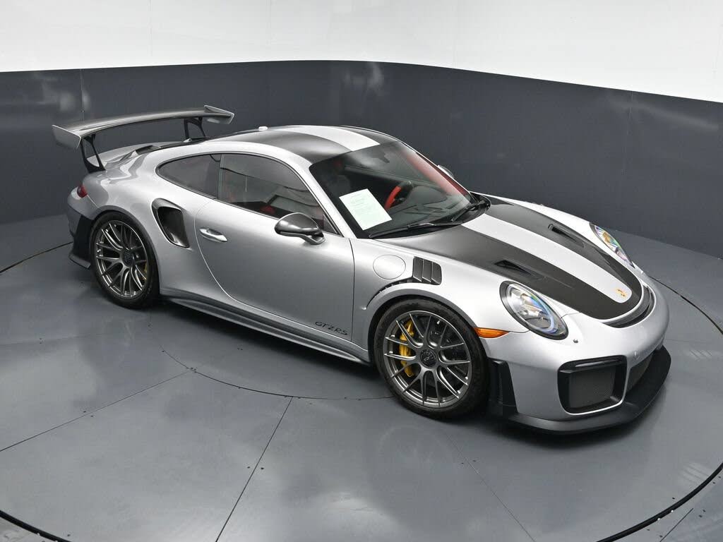 2018 Porsche 911 GT2 RS Coupe RWD photo 19 of 24