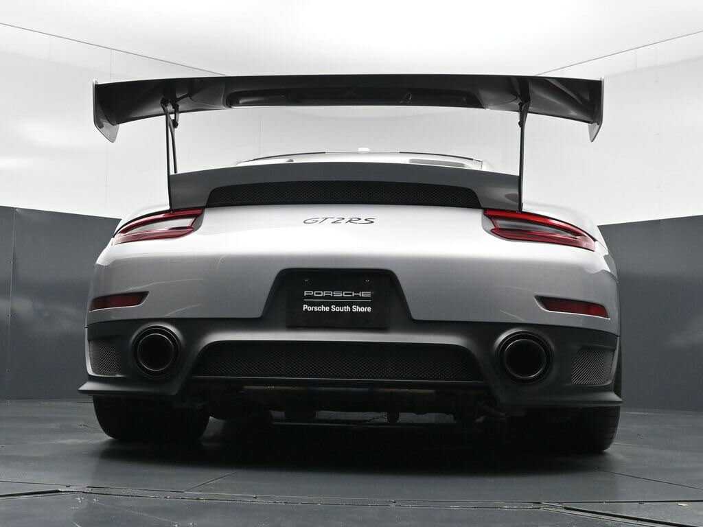 2018 Porsche 911 GT2 RS Coupe RWD photo 24 of 24
