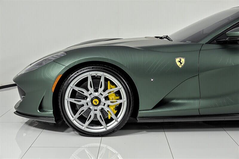 2020 Ferrari 812 Superfast RWD photo 11 of 24