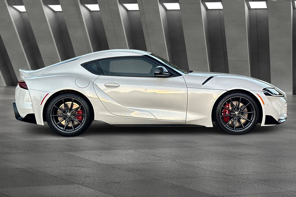 2026 Toyota Supra 3.0 Premium RWD photo 10 of 24