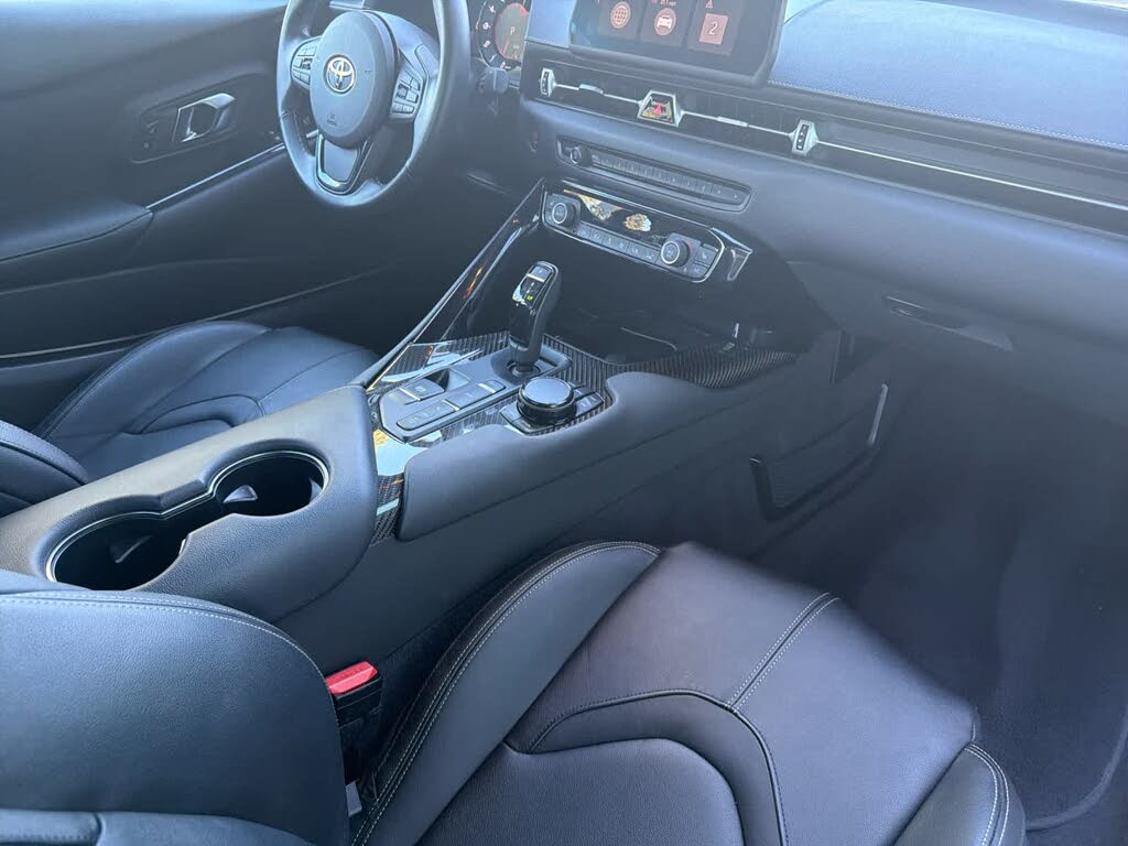 2022 Toyota Supra 3.0 Premium RWD photo 12 of 24