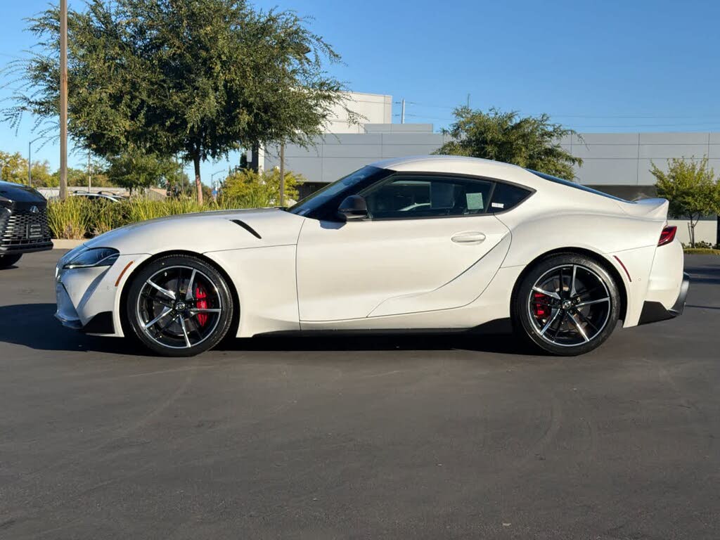 2022 Toyota Supra 3.0 Premium RWD photo 7 of 24