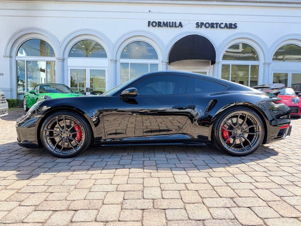 2024 Porsche 911 Turbo Coupe AWD photo 20 of 24