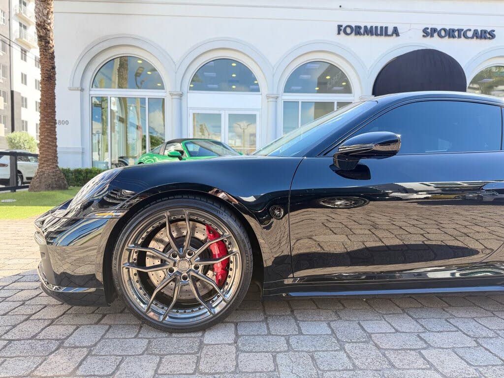 2024 Porsche 911 Turbo Coupe AWD photo 22 of 24