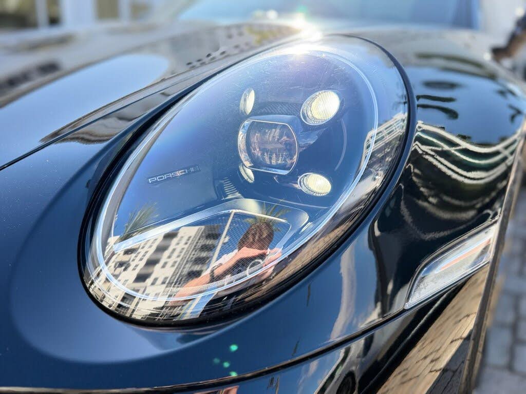 2024 Porsche 911 Turbo Coupe AWD photo 4 of 24