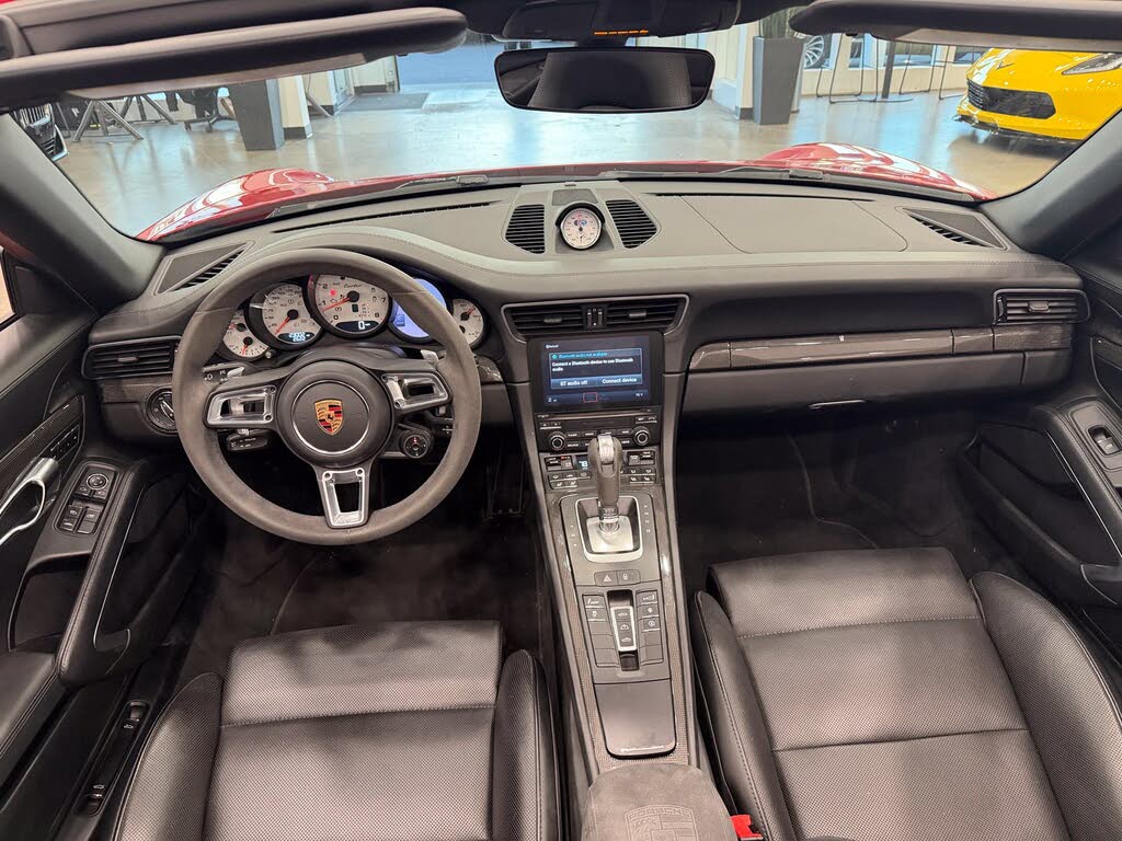 2017 Porsche 911 Turbo Cabriolet AWD photo 11 of 24