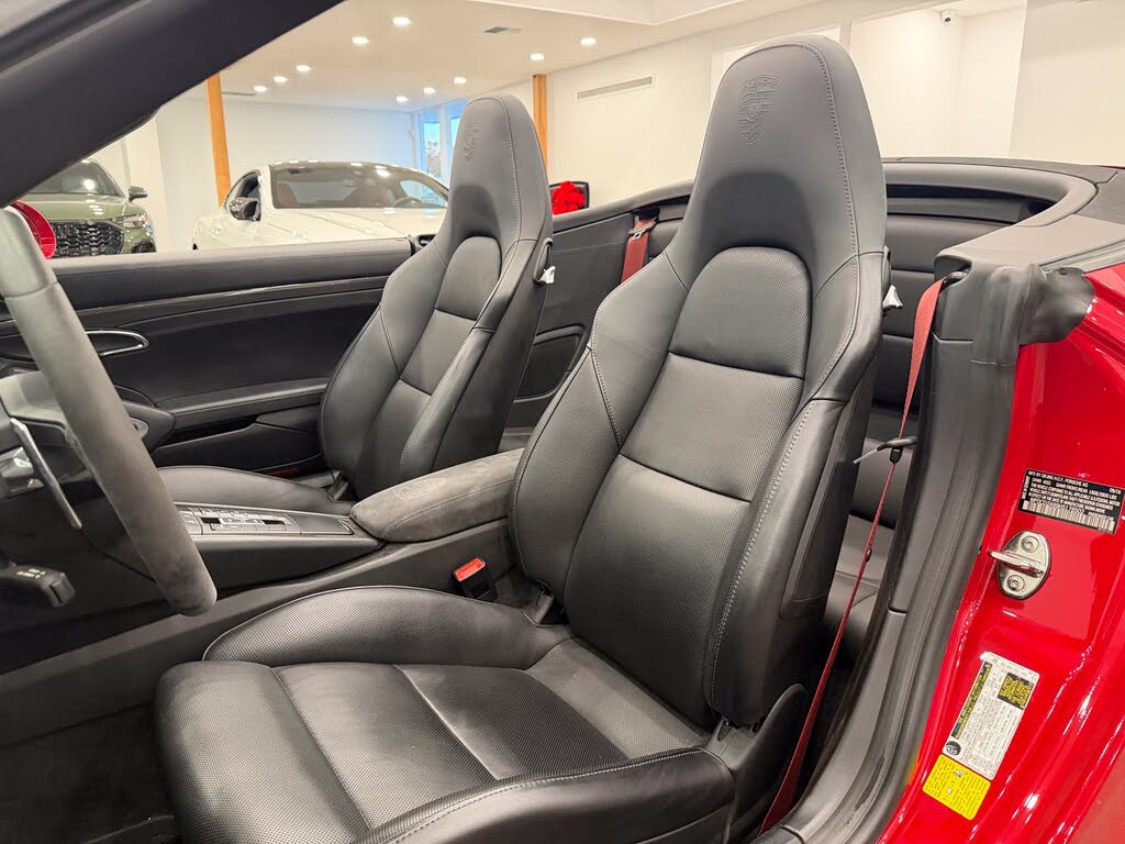 2017 Porsche 911 Turbo Cabriolet AWD photo 20 of 24