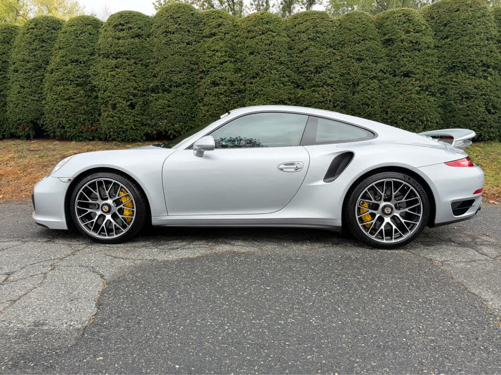 2015 Porsche 911 Turbo S Coupe AWD photo 2 of 24