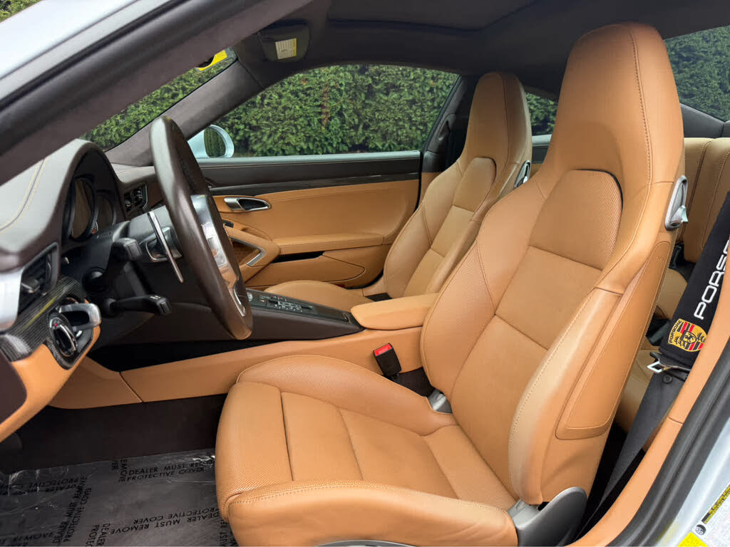2015 Porsche 911 Turbo S Coupe AWD photo 15 of 24