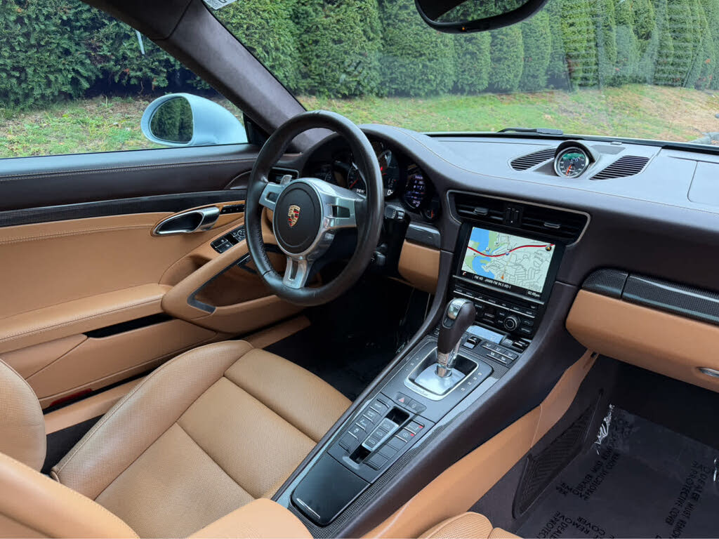2015 Porsche 911 Turbo S Coupe AWD photo 20 of 24