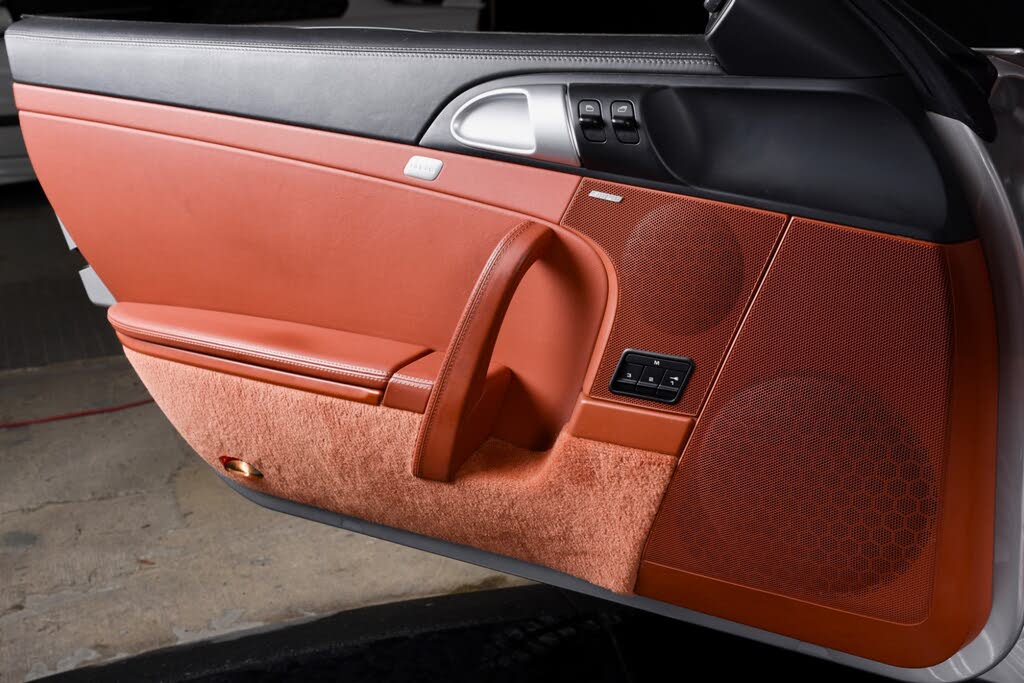 2007 Porsche 911 Turbo Coupe AWD photo 21 of 24