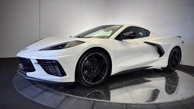 2024 Chevrolet Corvette Stingray 3LT Coupe RWD photo 21 of 24