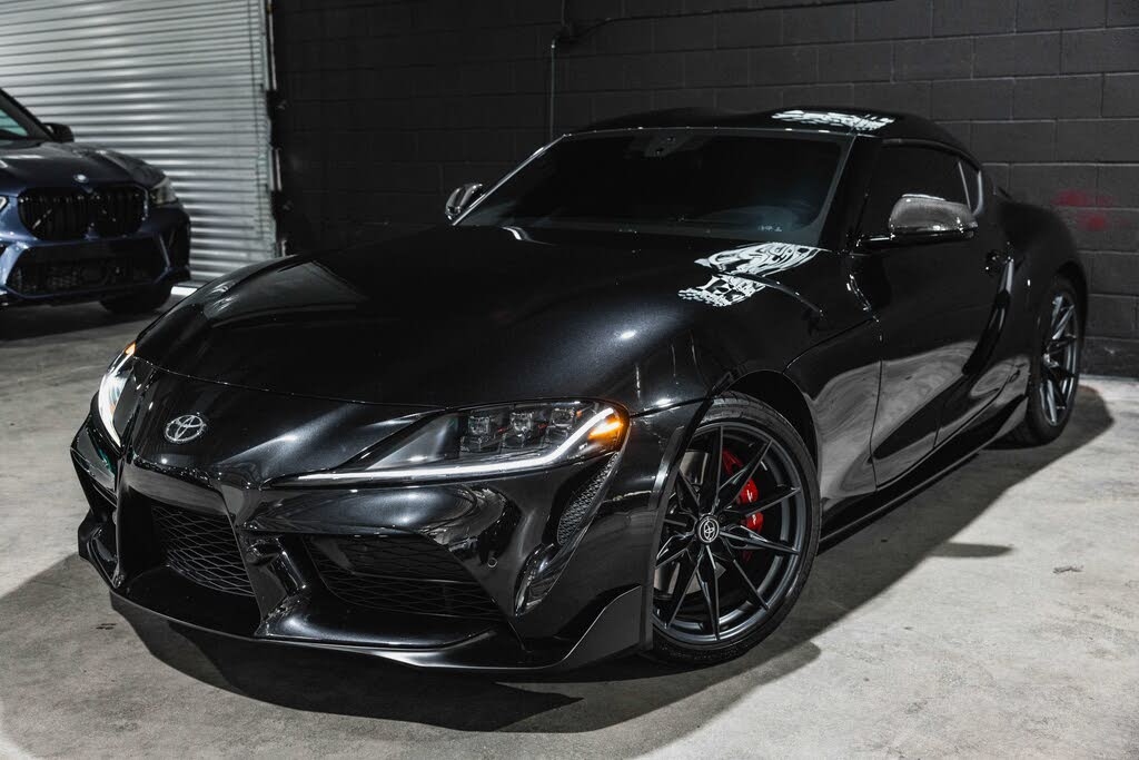 2026 Toyota Supra 3.0 Premium RWD photo 5 of 24