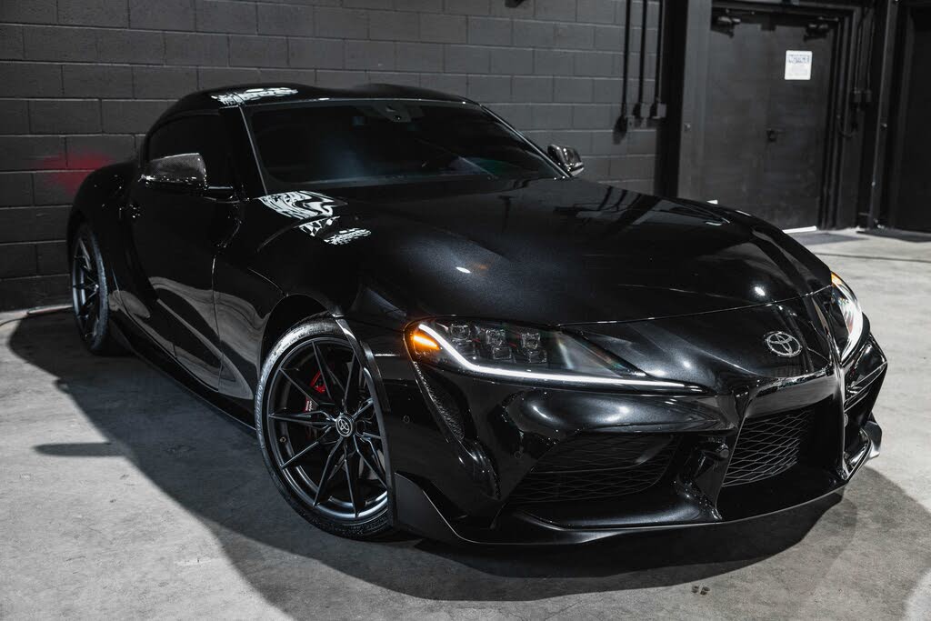 2026 Toyota Supra 3.0 Premium RWD photo 8 of 24