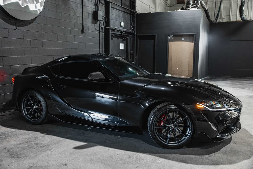 2026 Toyota Supra 3.0 Premium RWD photo 9 of 24