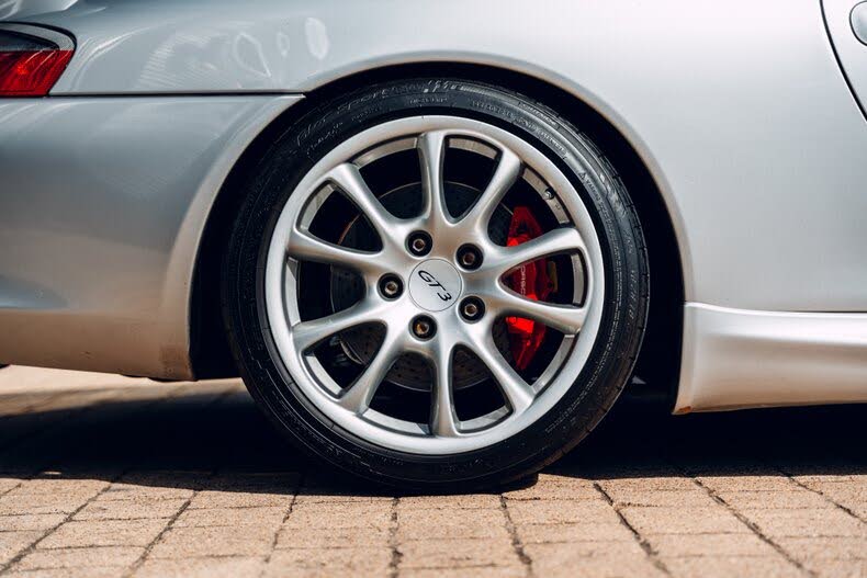 2004 Porsche 911 GT3 Coupe RWD photo 15 of 24