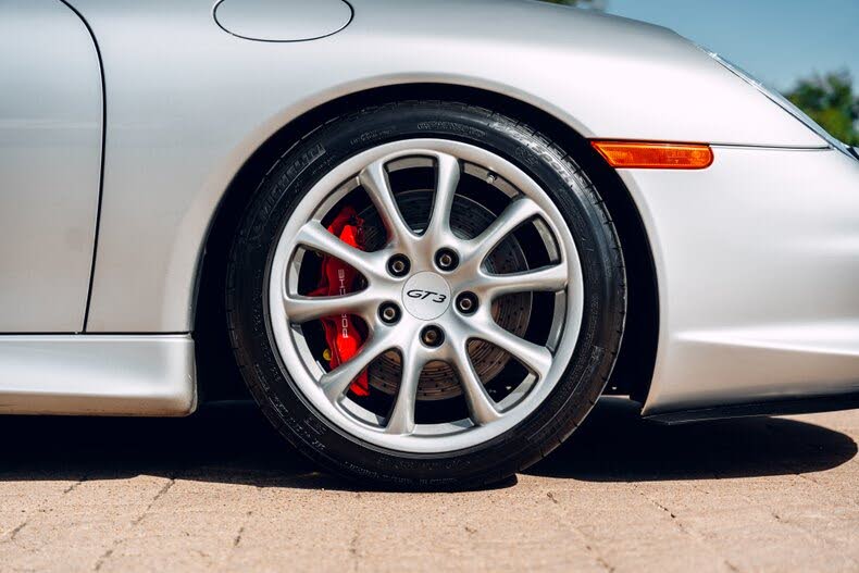 2004 Porsche 911 GT3 Coupe RWD photo 16 of 24