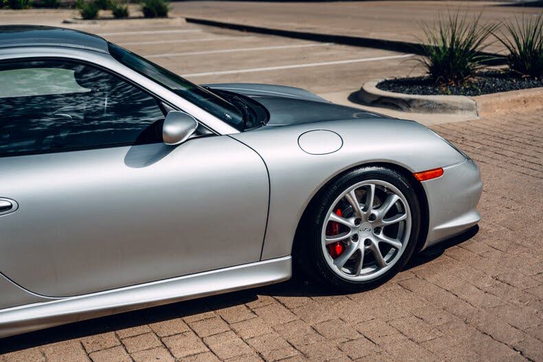 2004 Porsche 911 GT3 Coupe RWD photo 17 of 24