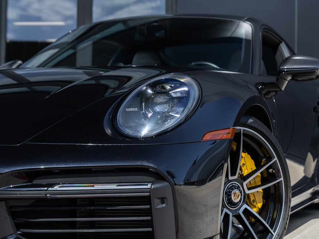 2022 Porsche 911 Turbo S Coupe AWD photo 18 of 24