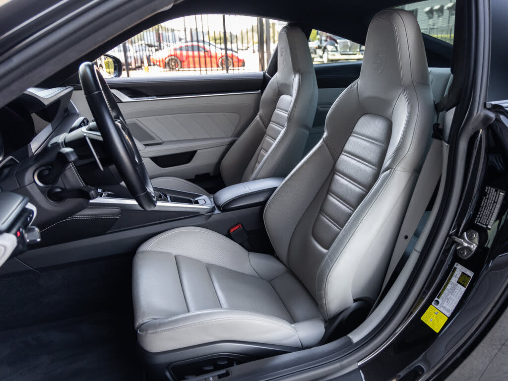 2022 Porsche 911 Turbo S Coupe AWD photo 5 of 24